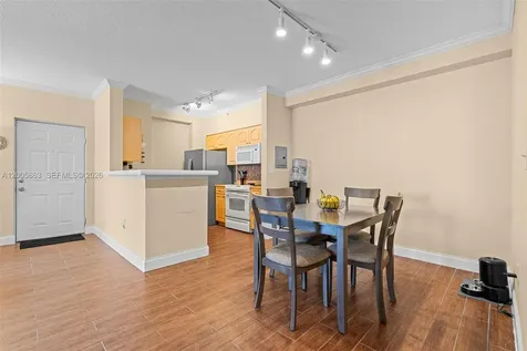 6841 SW 44th Street Miami FL 33155