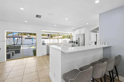 3460 N 46th Avenue Hollywood FL 33021