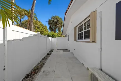 3460 N 46th Avenue Hollywood FL 33021