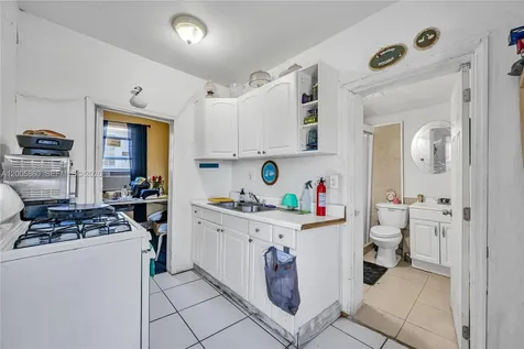 3420 Charles Avenue Miami FL 33133