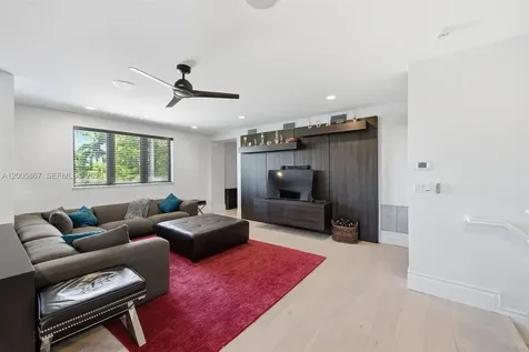720 Isle Of Palms Drive Fort Lauderdale FL 33301