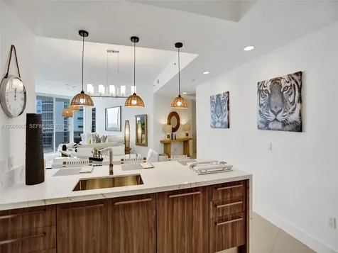 15901 Collins Avenue Sunny Isles Beach FL 33160
