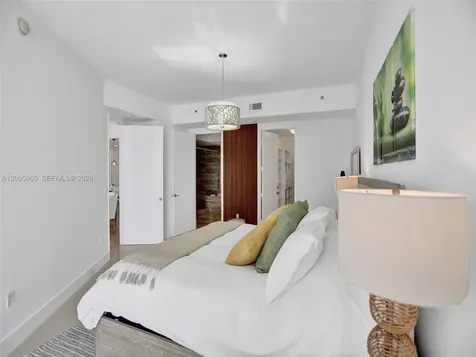 15901 Collins Avenue Sunny Isles Beach FL 33160