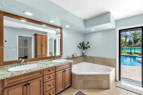 10401 NW 48th Manor Coral Springs FL 33076