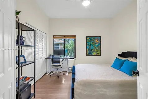 10401 NW 48th Manor Coral Springs FL 33076