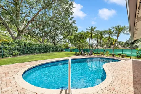 10401 NW 48th Manor Coral Springs FL 33076
