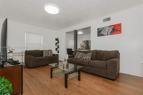 367 E 46th Street Hialeah FL 33013