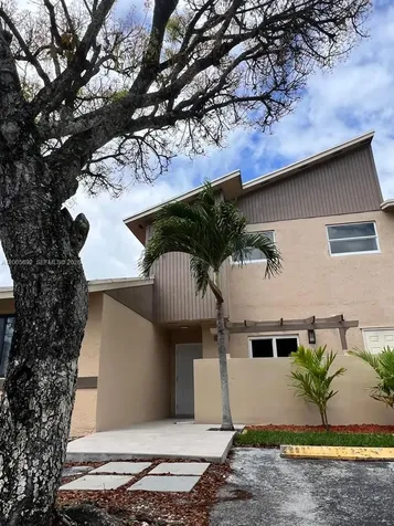 3632 SW 112th Avenue Miami FL 33165