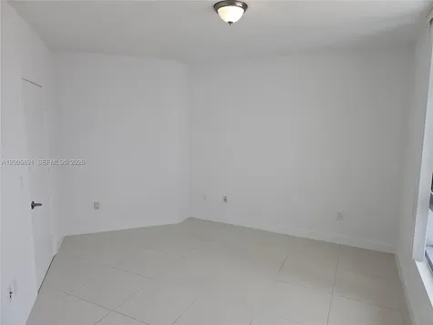 350 S Miami Avenue Miami FL 33130