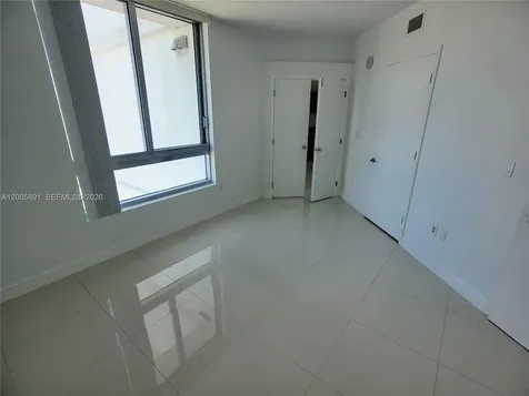 350 S Miami Avenue Miami FL 33130