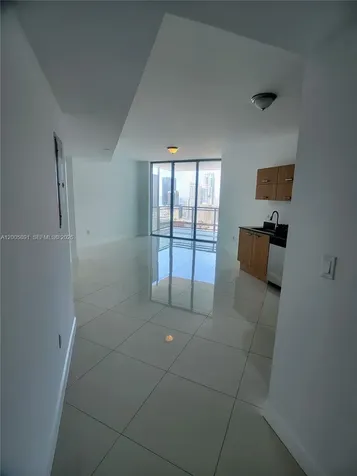 350 S Miami Avenue Miami FL 33130