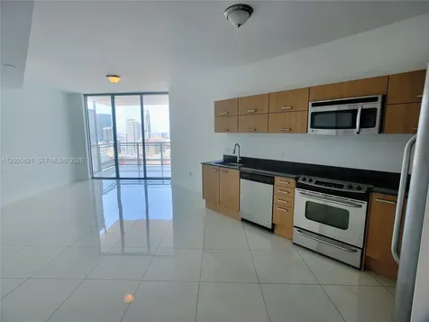 350 S Miami Avenue Miami FL 33130