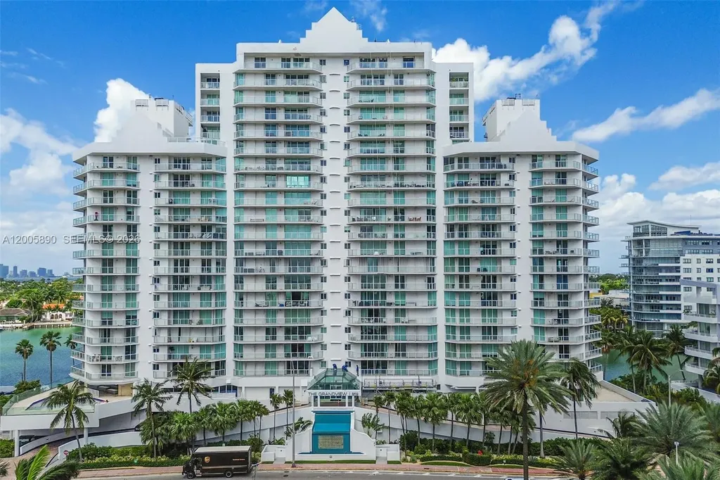 5900 Collins Avenue Miami Beach FL 33140