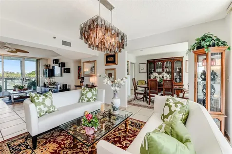 5900 Collins Avenue Miami Beach FL 33140