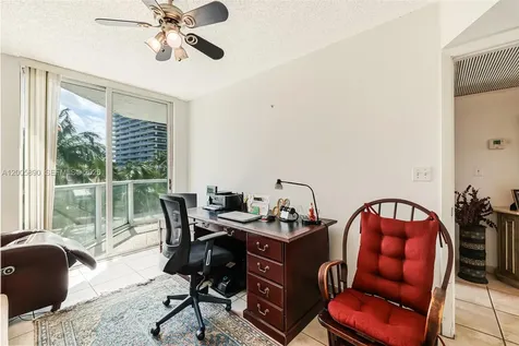 5900 Collins Avenue Miami Beach FL 33140