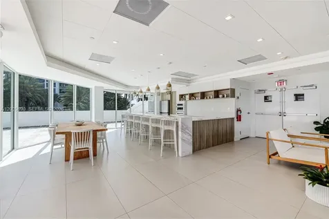 5900 Collins Avenue Miami Beach FL 33140