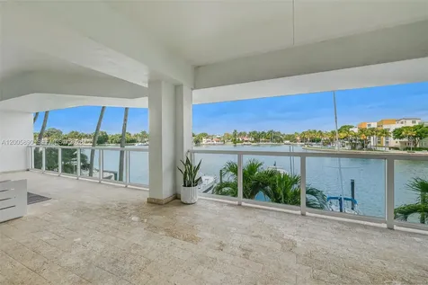 5900 Collins Avenue Miami Beach FL 33140