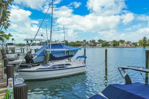 5900 Collins Avenue Miami Beach FL 33140