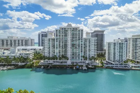 5900 Collins Avenue Miami Beach FL 33140
