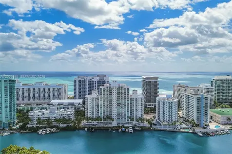 5900 Collins Avenue Miami Beach FL 33140