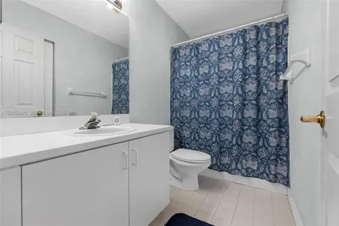 783 NW 42nd Place Deerfield Beach FL 33064