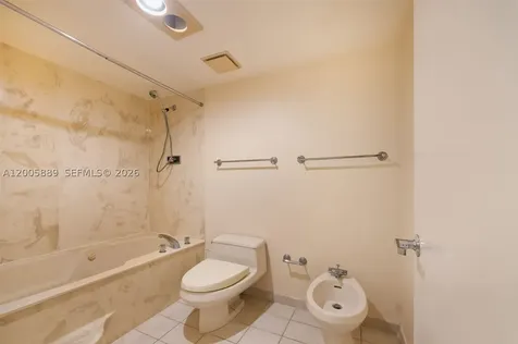 520 Brickell Key Drive Miami FL 33131