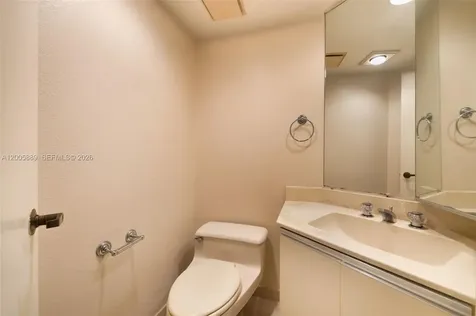 520 Brickell Key Drive Miami FL 33131