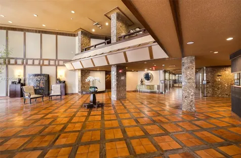 520 Brickell Key Drive Miami FL 33131