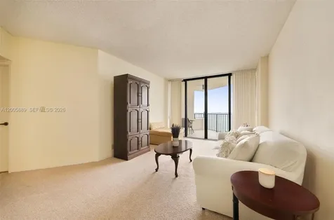 520 Brickell Key Drive Miami FL 33131