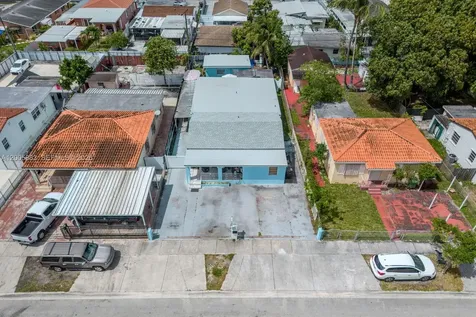 141 E 16th Street Hialeah FL 33010