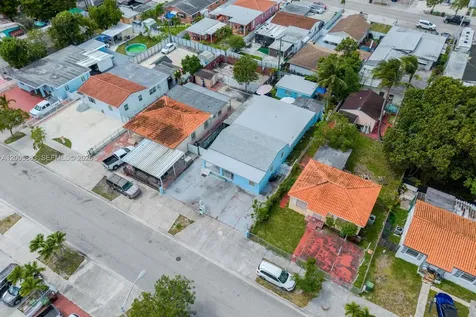 141 E 16th Street Hialeah FL 33010