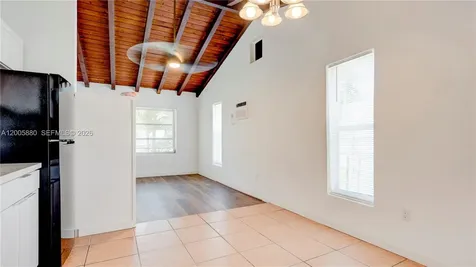 1085 NE 128th Street North Miami FL 33161
