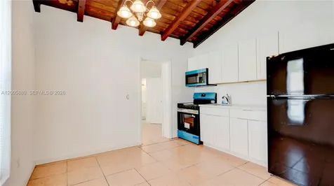 1085 NE 128th Street North Miami FL 33161