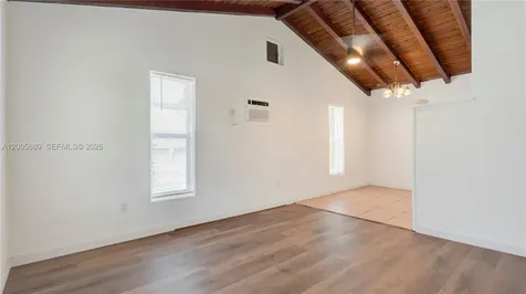 1085 NE 128th Street North Miami FL 33161