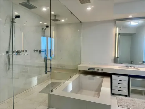 18555 Collins Avenue Sunny Isles Beach FL 33160