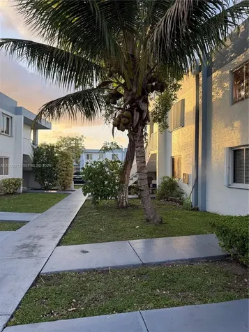 6219 SW 131st Place Miami FL 33183