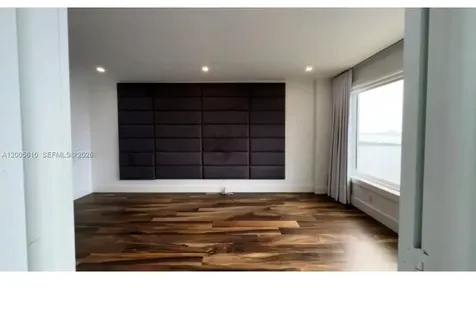 11111 Biscayne Boulevard Miami FL 33181