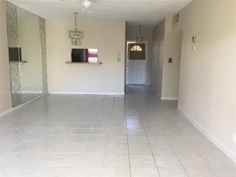 5041 W Oakland Park Boulevard Lauderdale Lakes FL 33313