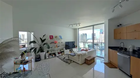 350 S Miami Avenue Miami FL 33130