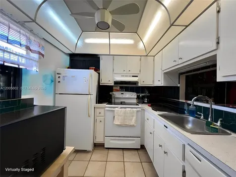5181 W Oakland Park Boulevard Lauderdale Lakes FL 33313