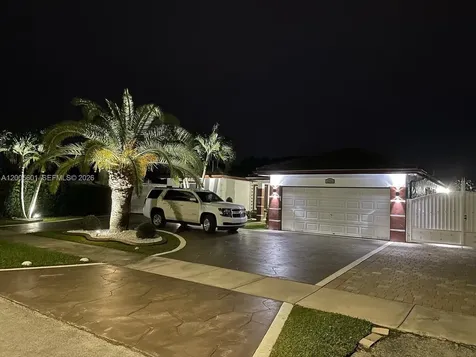 12754 SW 209th Lane Miami FL 33177