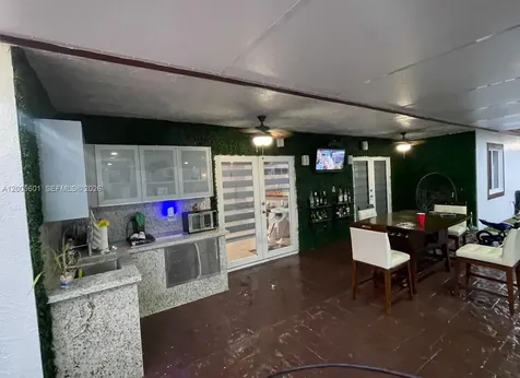 12754 SW 209th Lane Miami FL 33177