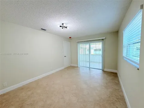8581 NW 17th Street Plantation FL 33322
