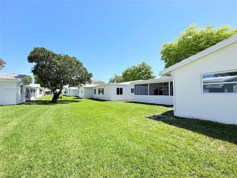 8581 NW 17th Street Plantation FL 33322
