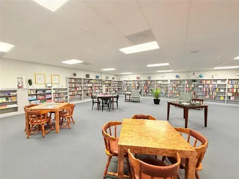 8581 NW 17th Street Plantation FL 33322