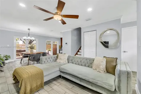 11159 SW 154th Place Miami FL 33196