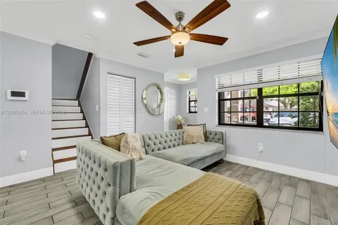 11159 SW 154th Place Miami FL 33196