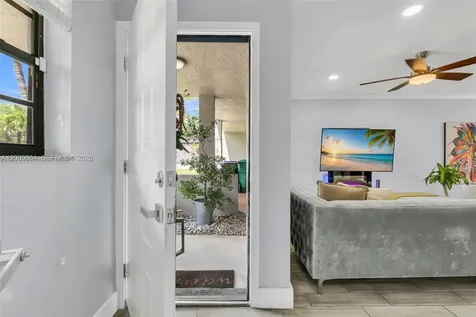 11159 SW 154th Place Miami FL 33196