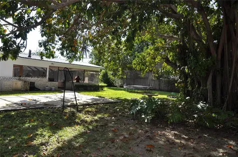 7400 SW 116th Street Pinecrest FL 33156