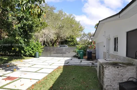 7400 SW 116th Street Pinecrest FL 33156